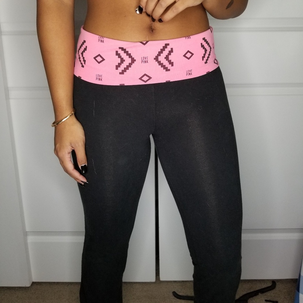 VS Pink yoga pants